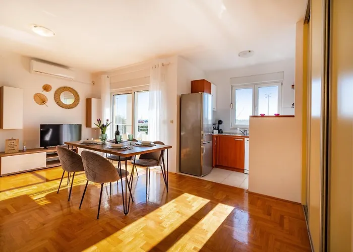 Appartement Visnjik - Self Check-in, Free Garage *
