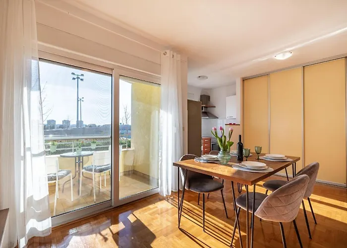 Appartement Visnjik - Self Check-in, Free Garage *