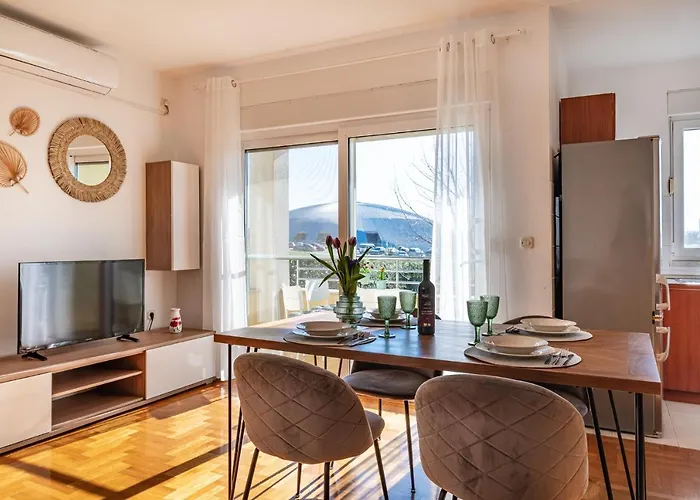 Apartman Visnjik - Self Check-in, Free Garage *